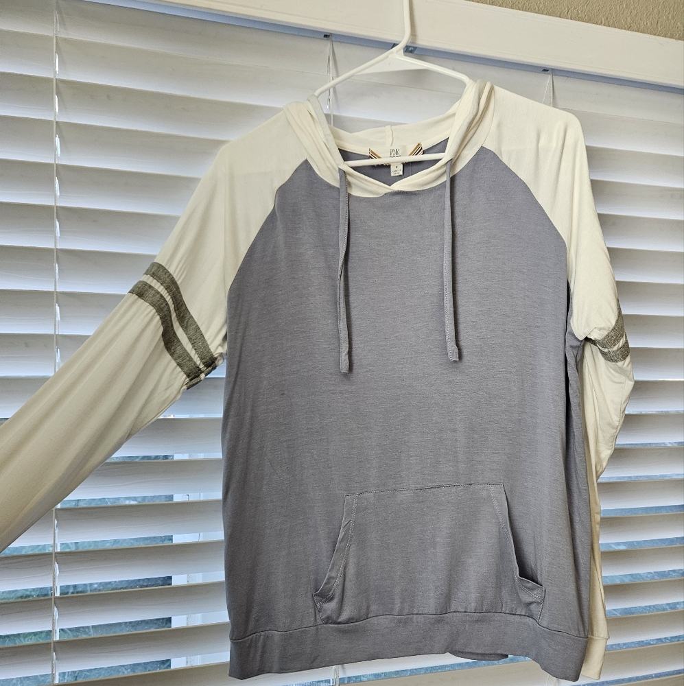 Womens lightweight jacket